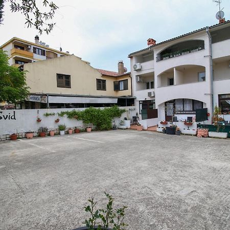 Apartment Svid Ровинь Экстерьер фото