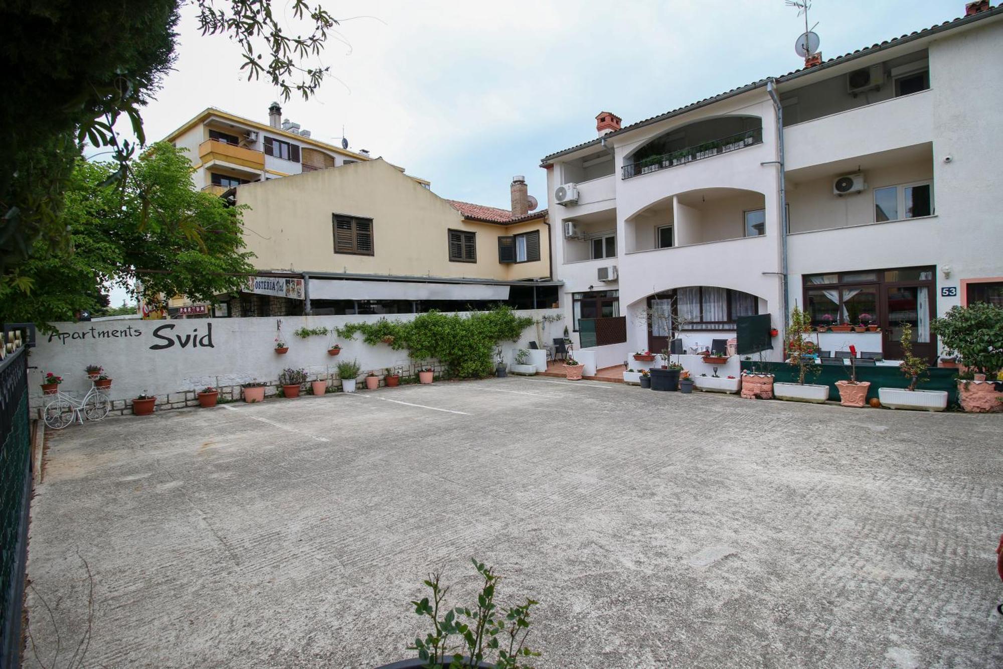 Apartment Svid Ровинь Экстерьер фото